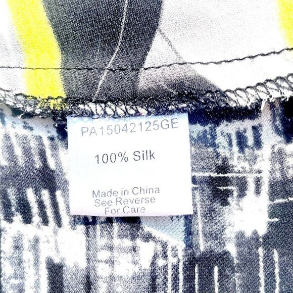 Parker Lime Splash Split Back Sleeveless Blouse - Picture 6 of 7